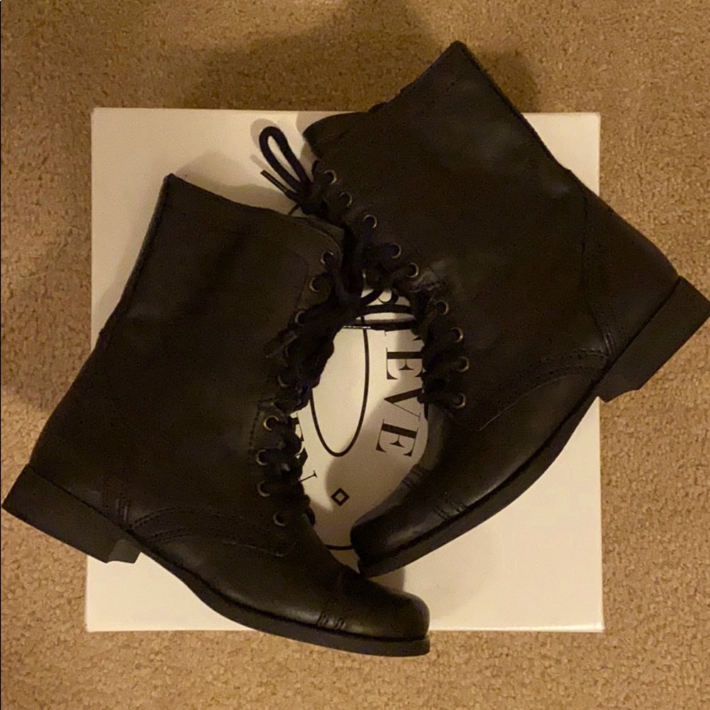 Steve Madden Troopa Black Leather Combat Boots